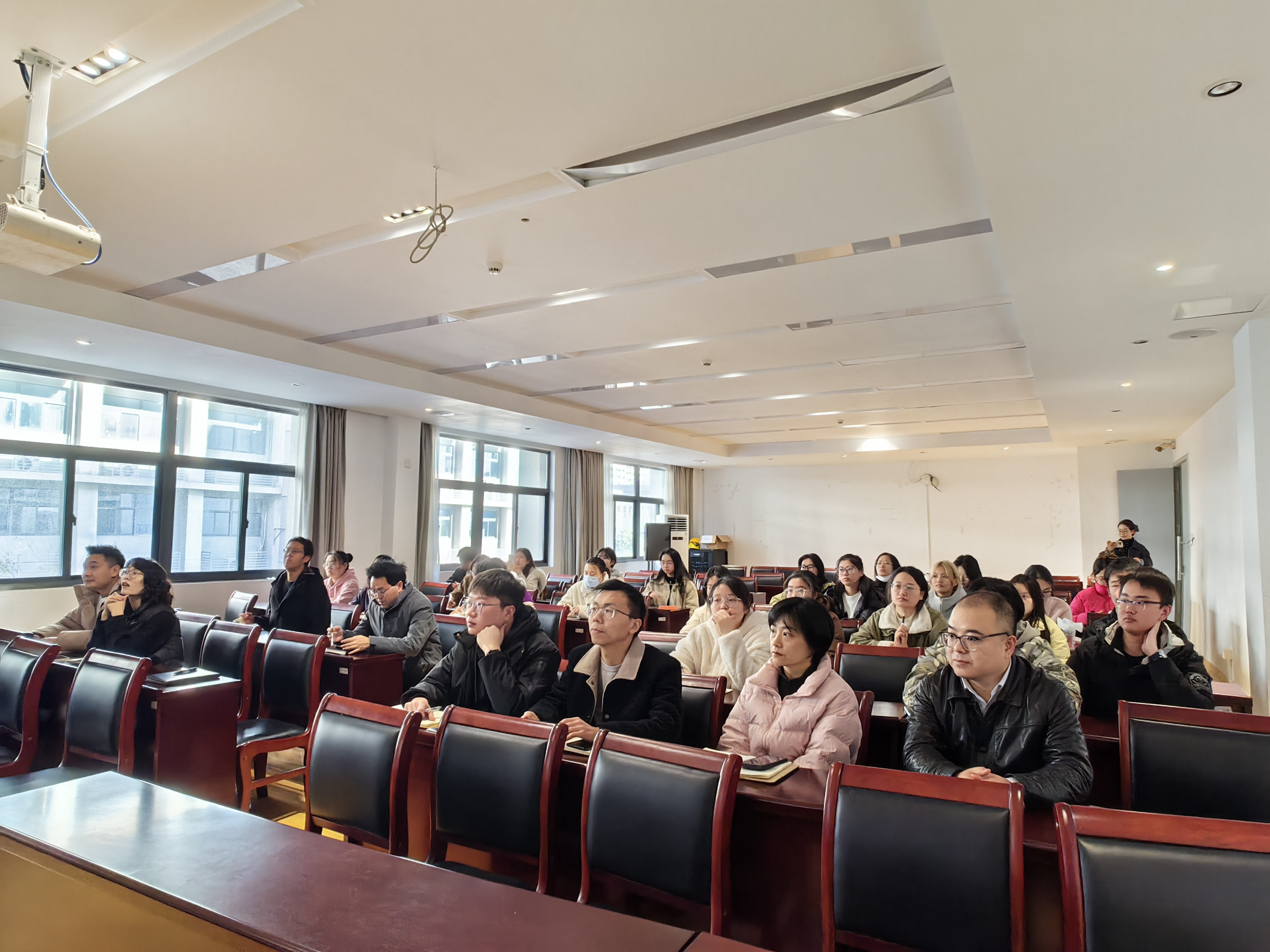 1732867206887072.jpg 4.jpg