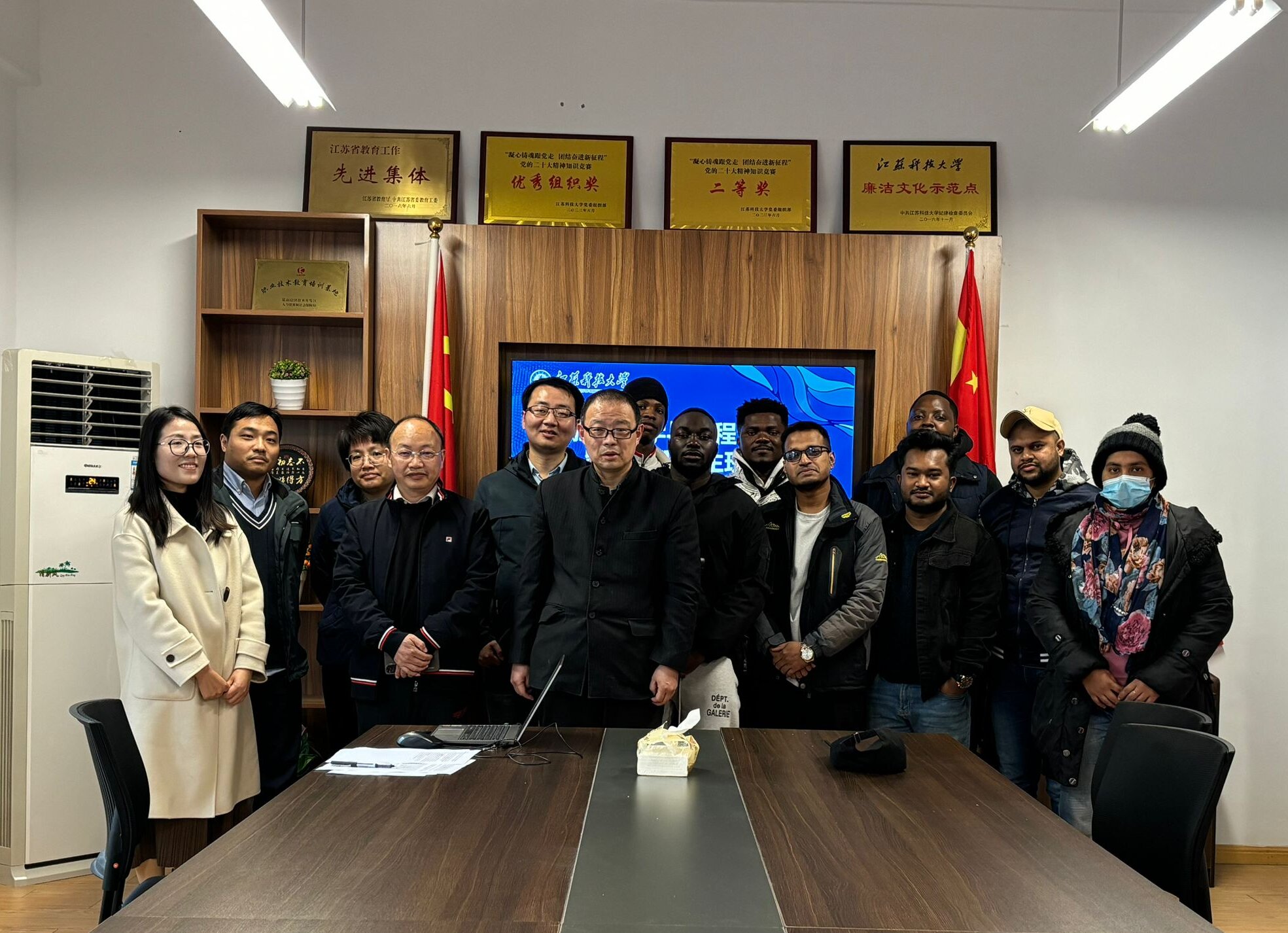 1732243862266394.jpg 169adb5023ff92f3a71afaa40a734994.jpg